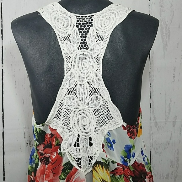 Lacy flowy sheer floral tank - Picture 4 of 8